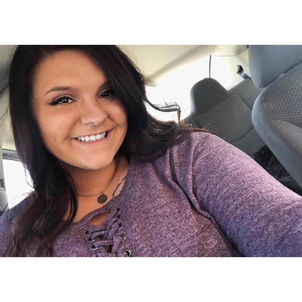 Meet your Posher, Makayla